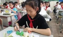 宜兴高中老师吃瓜,揭秘校园生活趣闻