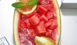 吃田瓜会呕吐吗,吃田瓜引发呕吐现象揭秘