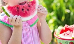 宝宝吃瓜好吗,营养与注意事项