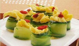 吃鸡蛋可以吃茄瓜吗,营养互补的健康食谱探索