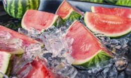 大型双标吃瓜现场,揭秘网络舆论的惊人反转