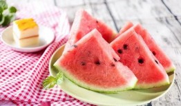 夏季吃瓜的季节