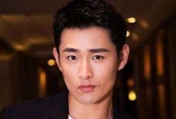 明星吃瓜王彦霖,娱乐圈吃瓜达人，揭秘明星幕后故事