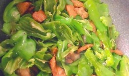 沾辣子吃的瓜,沾辣子吃的独特风味体验