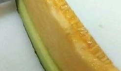 蜜瓜婴儿可以吃嘛怎么吃,适宜年龄与安全食用方法