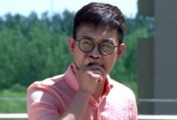 跳楼吃瓜大妈,揭秘网络热传事件的背后真相