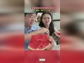 吃瓜的女朋友,揭秘吃瓜女朋友的独特魅力