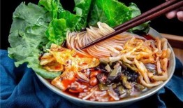 哈密瓜吃螺蛳粉,跨界美食新体验