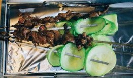 小巷吃瓜,揭秘民间趣事，品味生活百态