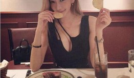 美女喝茶吃瓜视频大全,美女们悠闲品茗时光