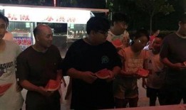 去夜市吃瓜群众,吃瓜群众欢聚一堂