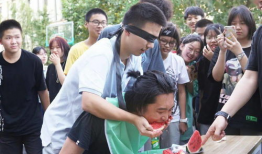 延安定老师吃瓜,揭秘背后真相与网络舆论风暴