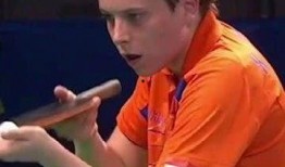 女队员吃瓜马龙视频,萌态十足引网友热议