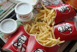 肯德基吃瓜的视频,趣味横生的美食体验